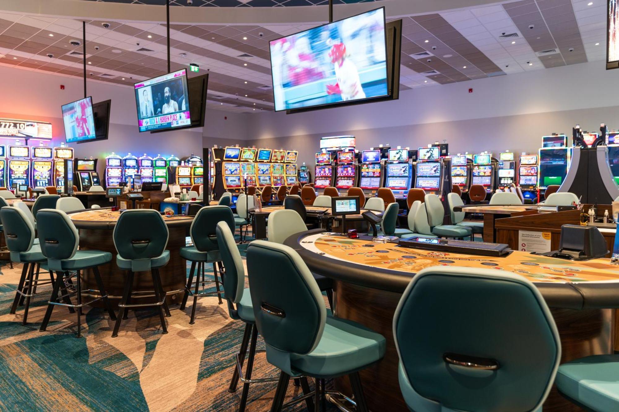 Red Deer Resort & Casino Екстер'єр фото