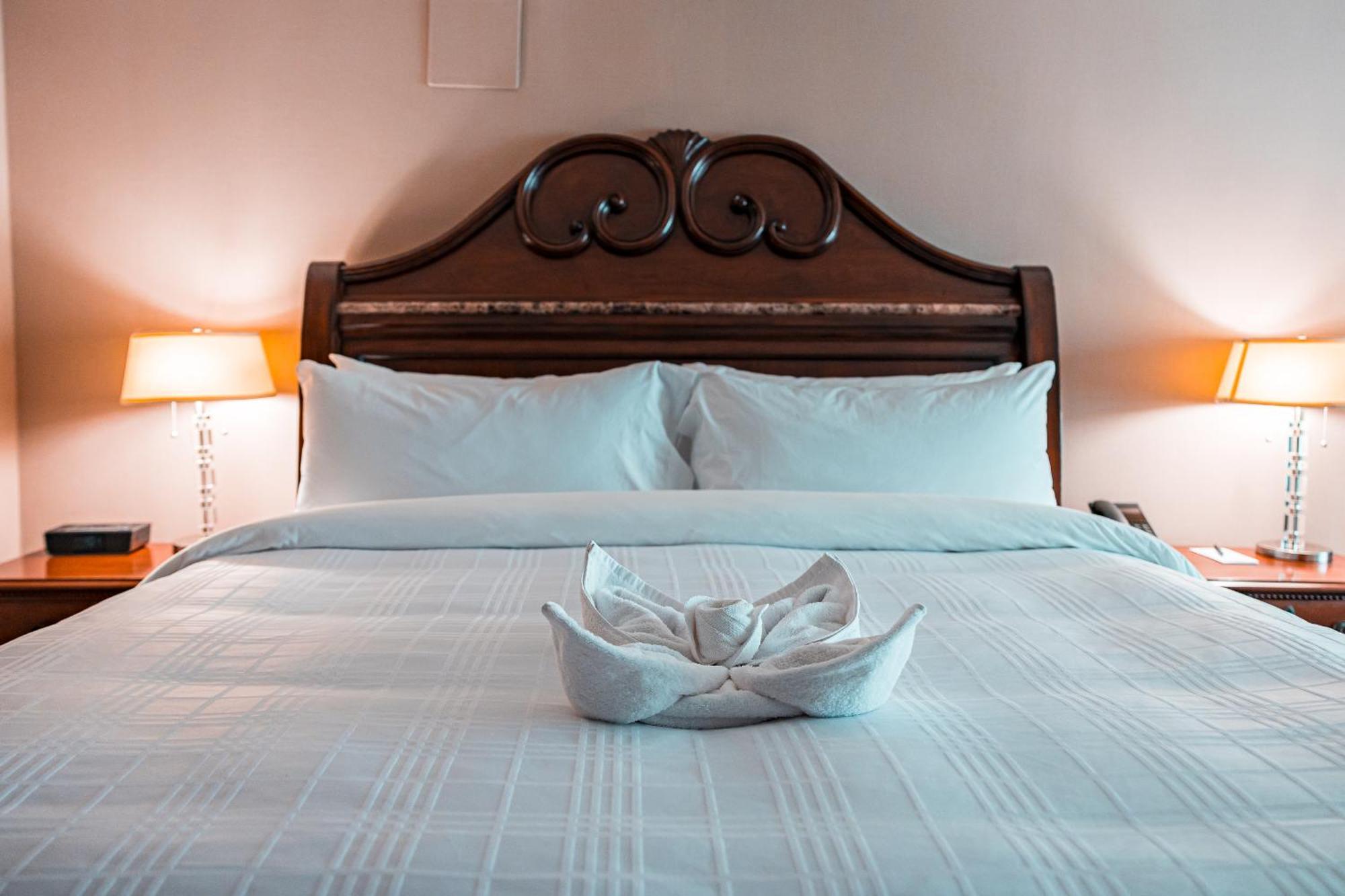 Red Deer Resort & Casino Екстер'єр фото