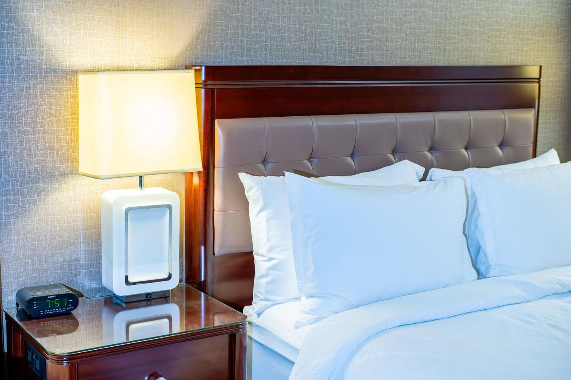 Red Deer Resort & Casino Екстер'єр фото