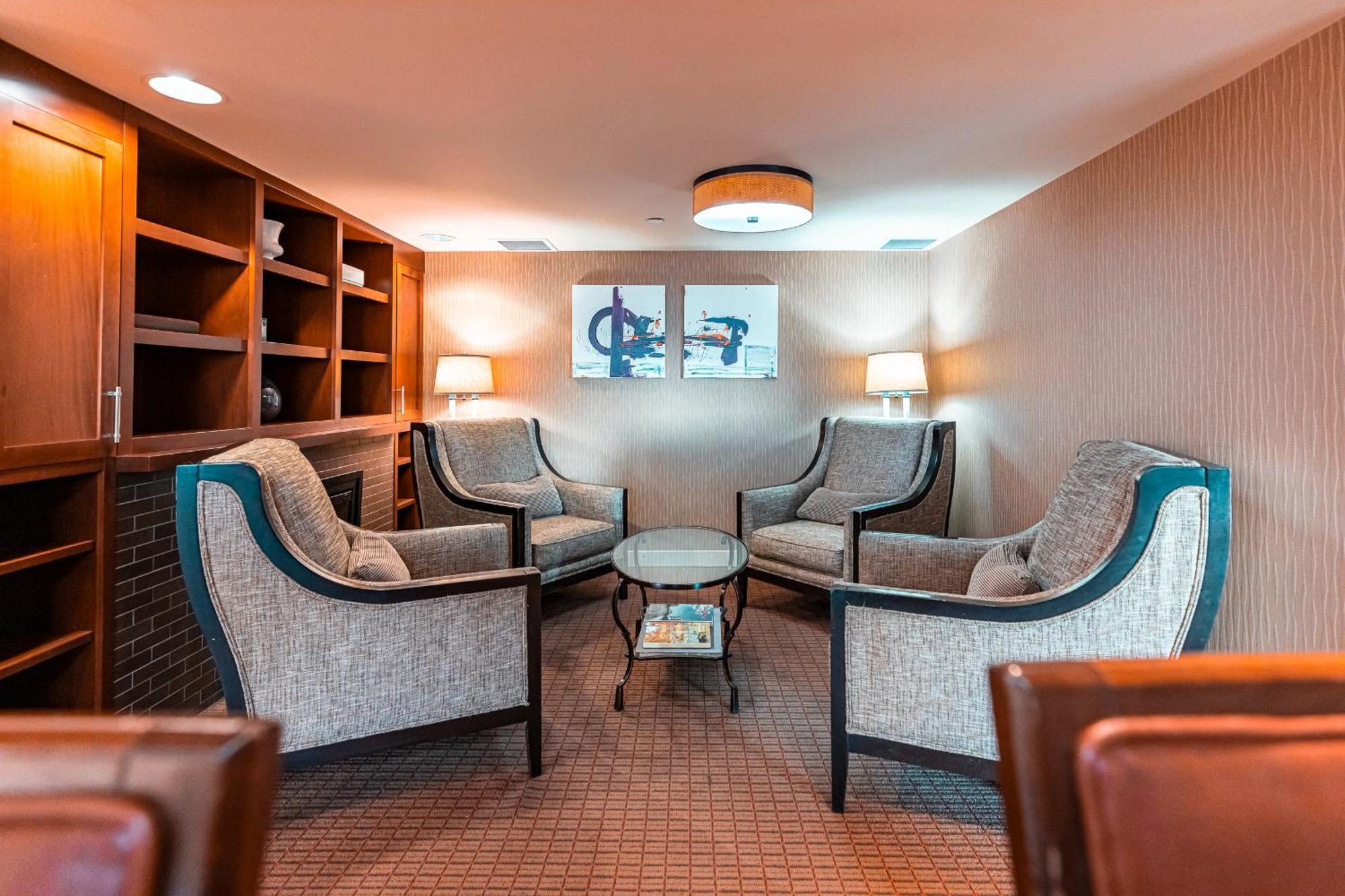 Red Deer Resort & Casino Екстер'єр фото