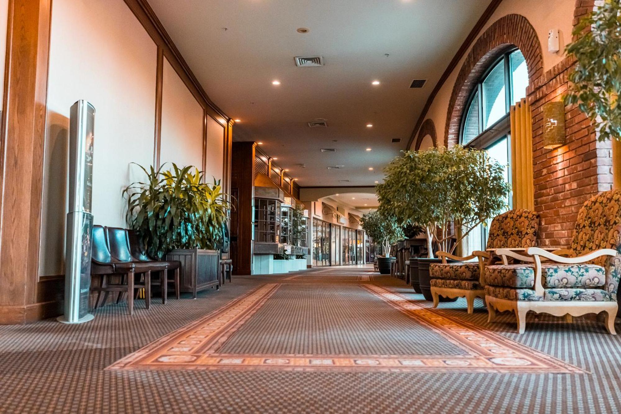 Red Deer Resort & Casino Екстер'єр фото
