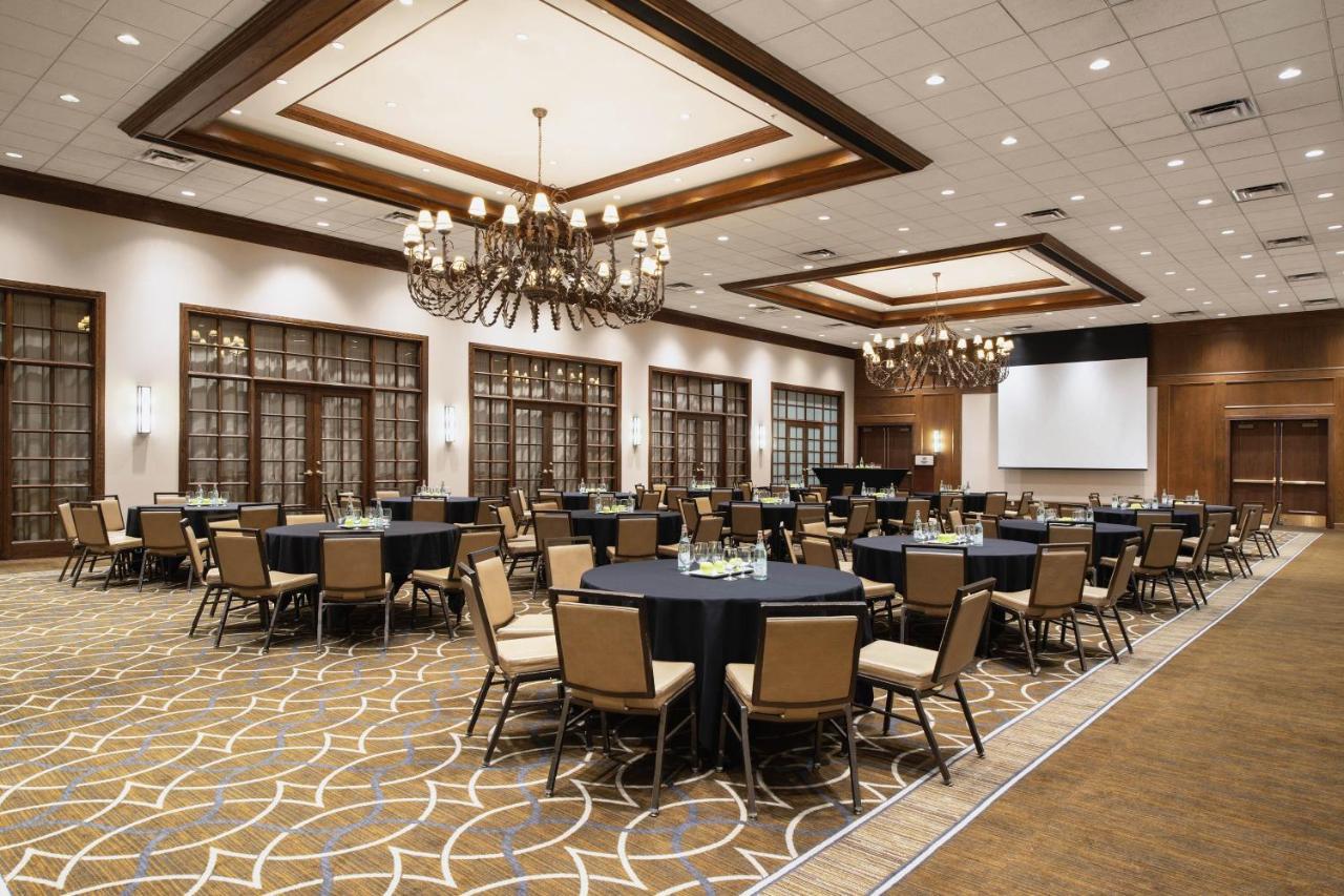Red Deer Resort & Casino Екстер'єр фото
